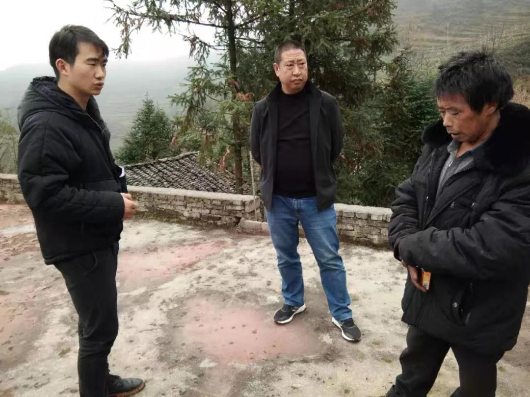 扶贫8.jpg 扶贫8.jpg